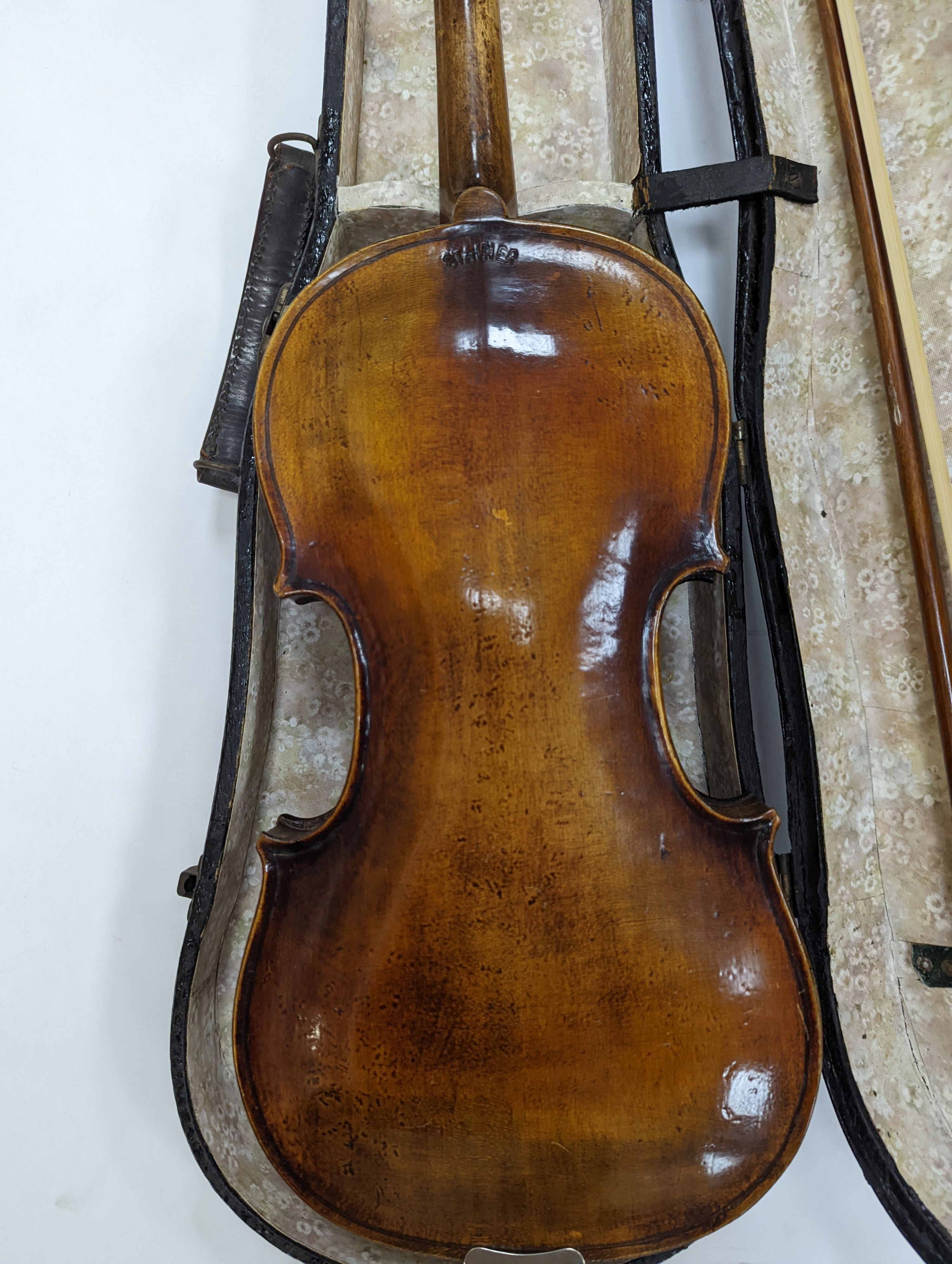 Two cased violins and bows, one with ‘Antonius Straduarius Cremonensis Faciebat Anno 17/13 Made In Czechoslovakia’ label to interior